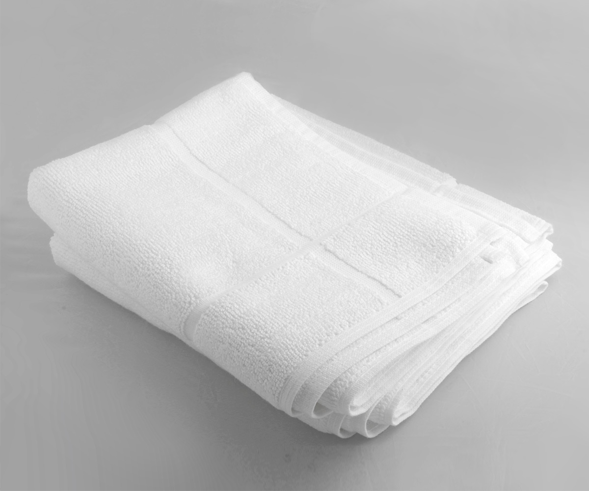 https://www.aghsupply.com/wp-content/uploads/2022/12/bathmat-camborder-towel.jpg